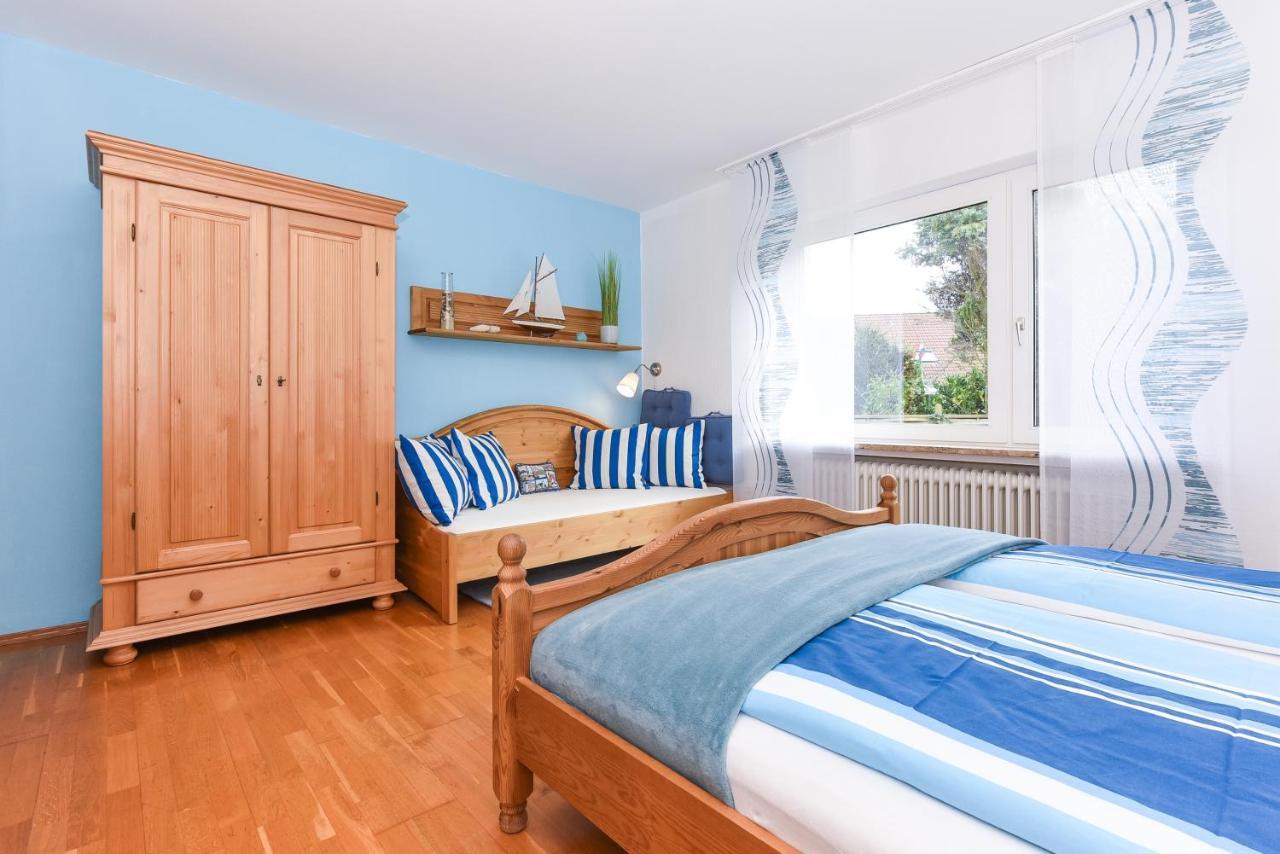 Ferienwohnungen Im Haus Ankerplatz Esens Luaran gambar