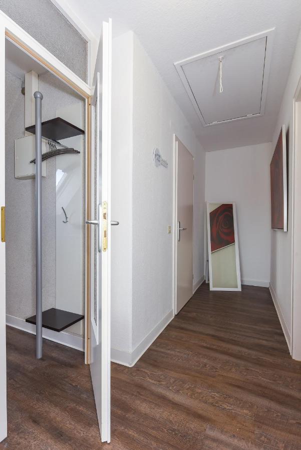 Ferienwohnungen Im Haus Ankerplatz Esens Luaran gambar